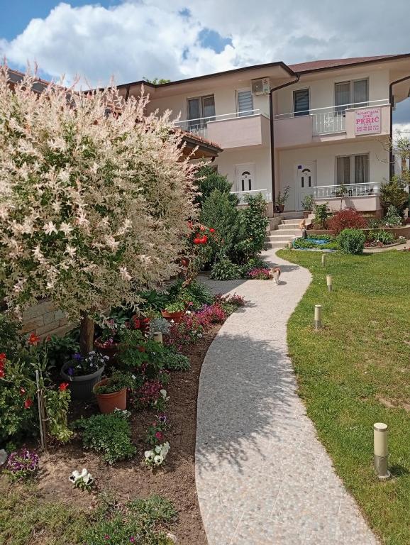 Smestaj Peric - B&B Veliko Gradište