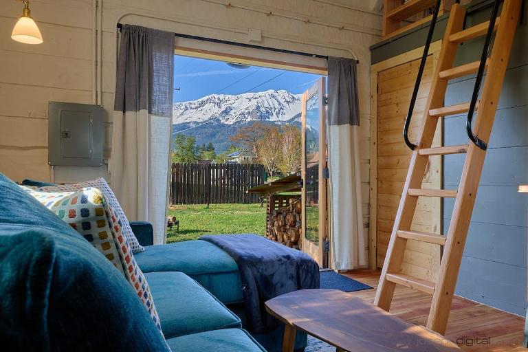 New Everything! Gorgeous Log Cabin in Downtown Joseph - B&B Joseph