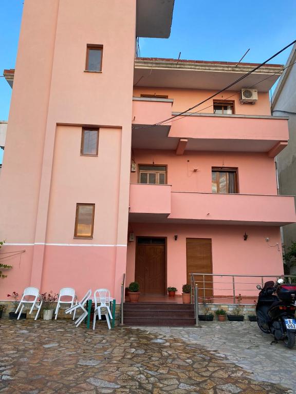 Begaj Rooms - B&B Durrës