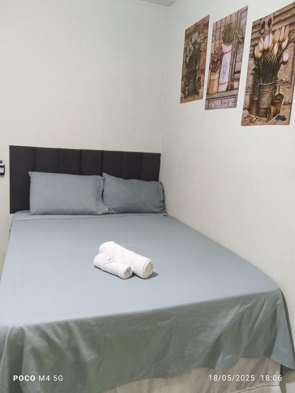 Pousada Santos lll, kitnet confortável com ar condicionado - B&B Londrina