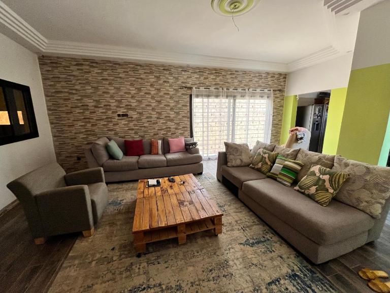 Goumland Diass - Bed and Breakfast Ndiass