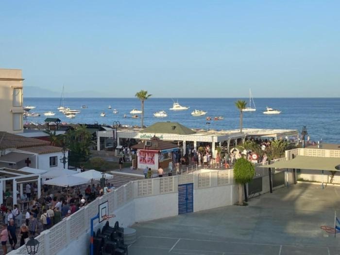 Lidia 1 Apartment, 1st line beach, 1 bedroom 1Bath - Ferienwohnung Torremolinos