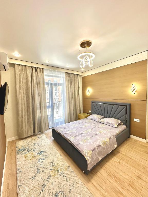 Buta Fenomen - B&B Almatý