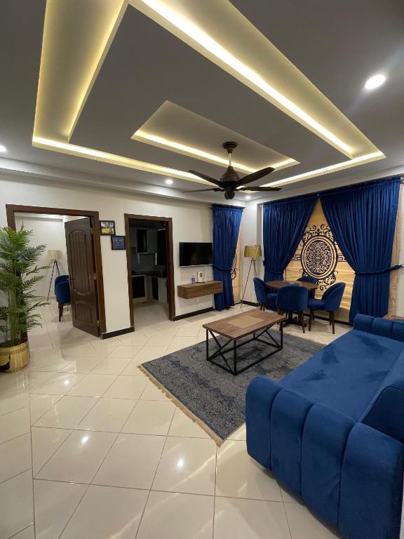 The loft life s1 - B&B Islamabad