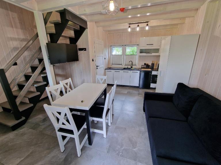 Domki Nadmorskie Tycjanowo - B&B Mielenko