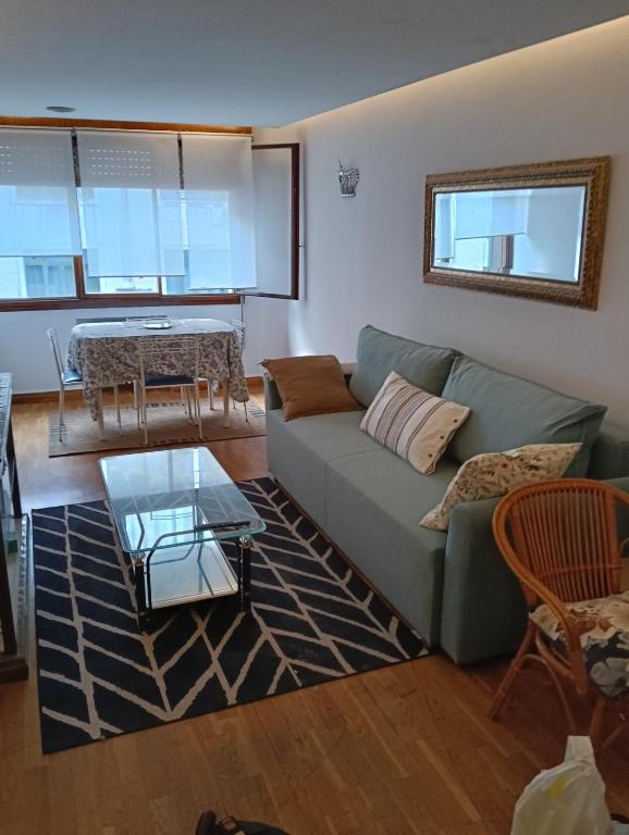Apartamentos Losada - Bed and Breakfast Oviedo