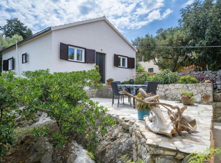 Apartman Oleandar - Bed and Breakfast Blato
