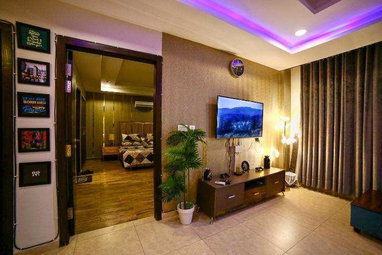 Golden Sand Modern 1 BHK Luxury Apartment - B&B Rawalpindi