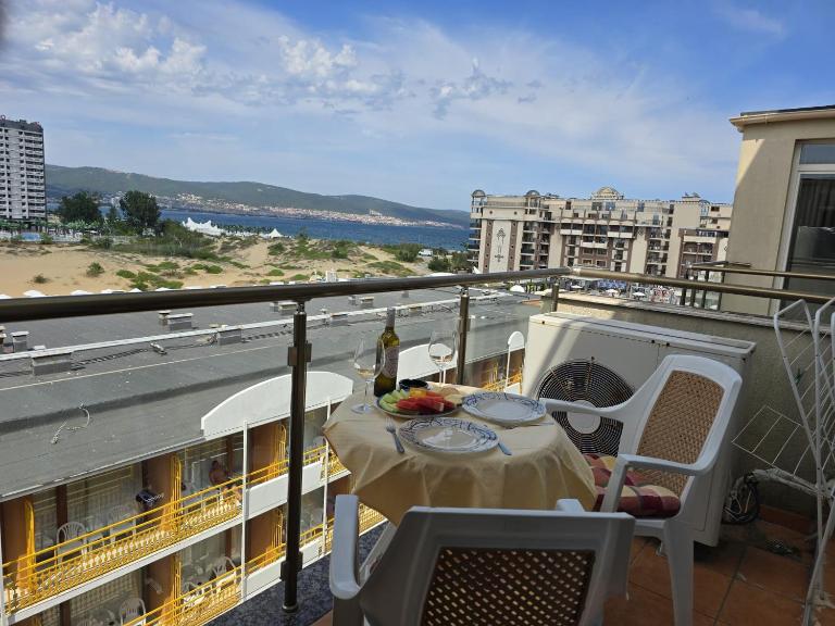 Sea View Dune Apartment - B&B Slanchev Bryag