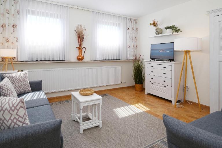 Ferienhaus Neumann Wohnung Siegfried - Chambres d'hôtes Büsum