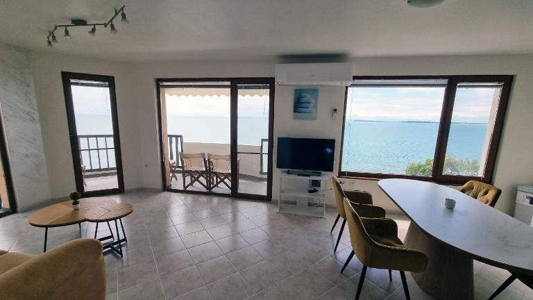 Под наем 4-стаен Апартамент с Изумителна фронтална гледка море, Sun Coast resort Свети Влас - Ferienwohnung Sveti Vlas