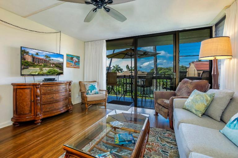 Maui Vista 2212 by Coldwell Banker Island Vacations - Bed and Breakfast Kīhei