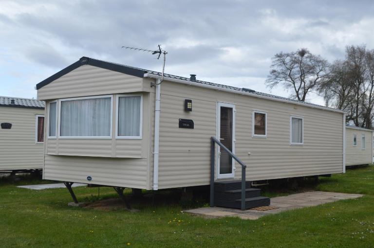 B5 at The Old Mill Holiday Park - Bed and Breakfast Dyke