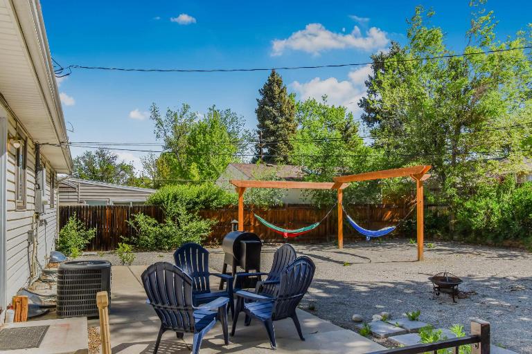Peaceful retreat in quite neighborhood - B&B Denver