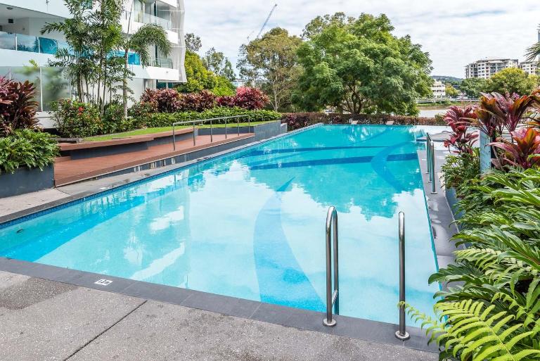 Riverside at WaterEdge West End - B&B Brisbane