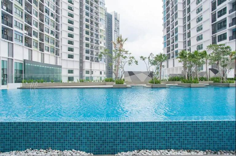 I-City Luxury Condominiums, Shah Alam by Smarthome - Chambres d'hôtes Shah Alam