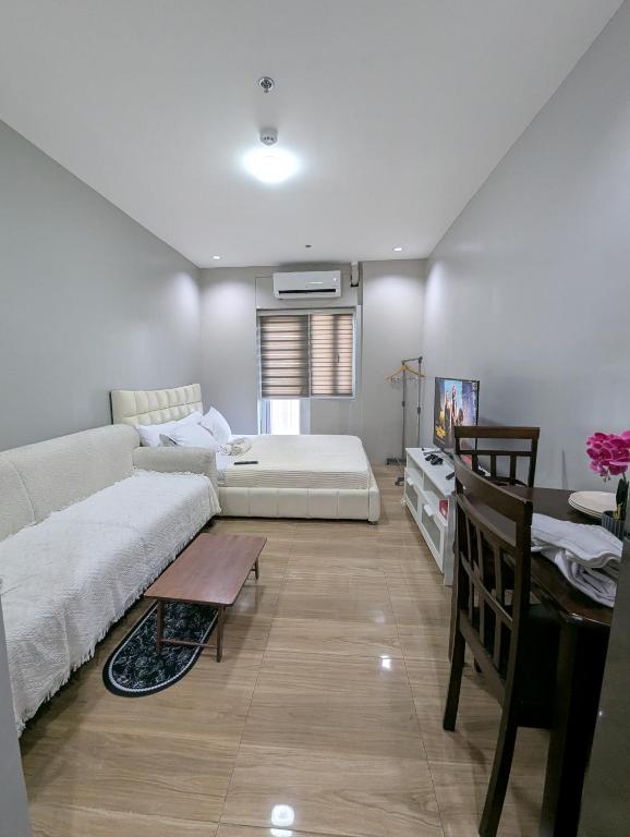 Miya's Crib Staycation B - B&B Manila