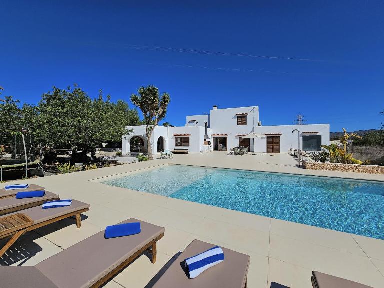 Villa BELLO - Ferienwohnung Sant Antoni de Portmany