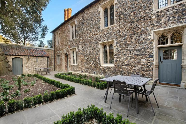 Gatehouse East - B&B Saint Osyth