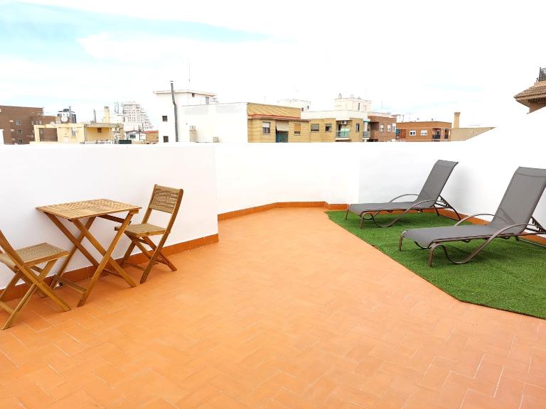 ATTIC ROOMs VALENCIA - B&B Valencia