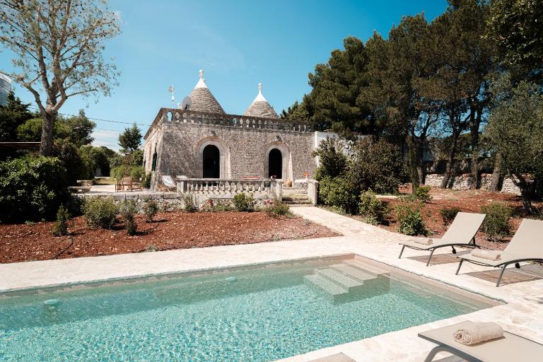 HelloAPULIA Villa Clemente - Historic Trulli with 13m Panoramic Pool & Sea View - Fasano - B&B Selva di Fasano
