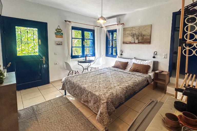 Lunara Forest Hideaway Pyrgos Skopelos - Chambres d'hôtes Karyá