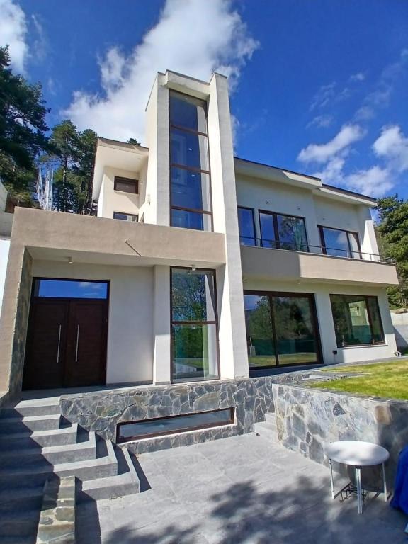 Luxury Mountain Villa in Troodos with Sauna & Fireplace - B&B Pródromos