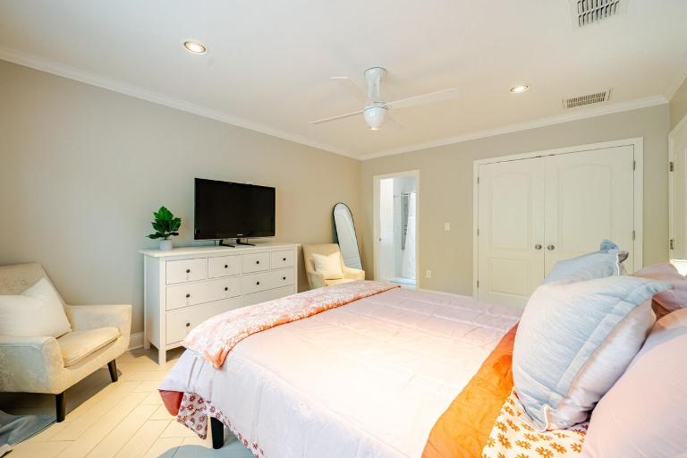 Cozy Retreat in the city - Ferienwohnung Lakeland