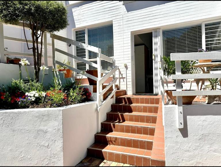 Garden Beach Cottage - B&B Plettenberg Bay