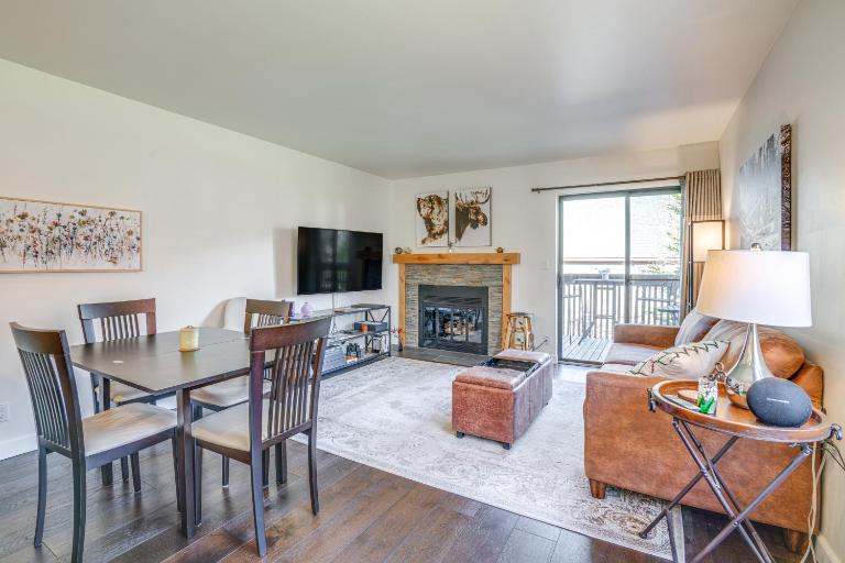 1/2 Mi to Dtwn Frisco: Mtn-View Condo w/ Pool! - Ferienwohnung Frisco