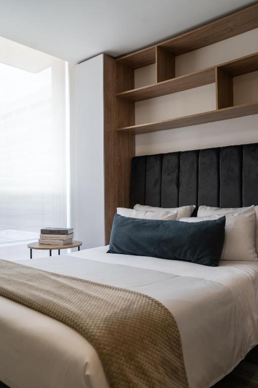 Modern Loft close 93 Park Virrey Park - B&B Bogotá
