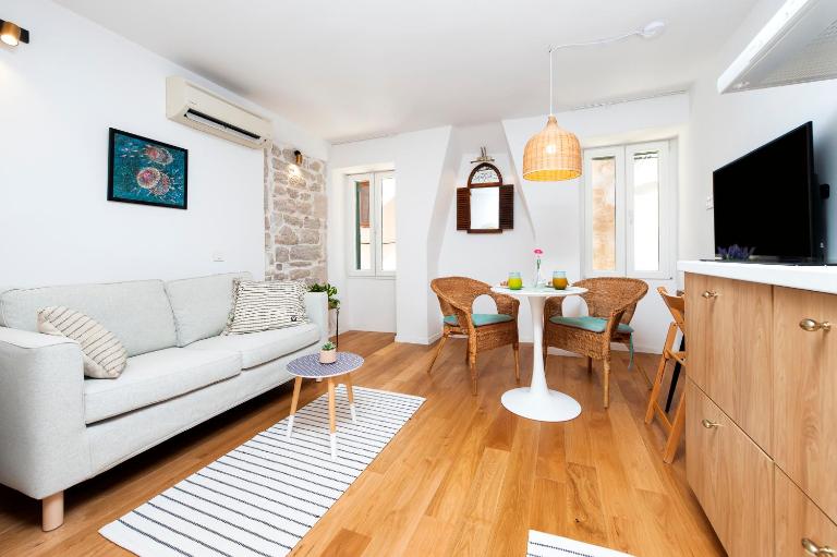 Cobblestone Comfort in Rovinj - B&B Rovinj