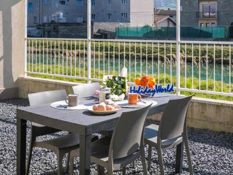 A Casa di Febe by Holiday World - B&B Pisogne