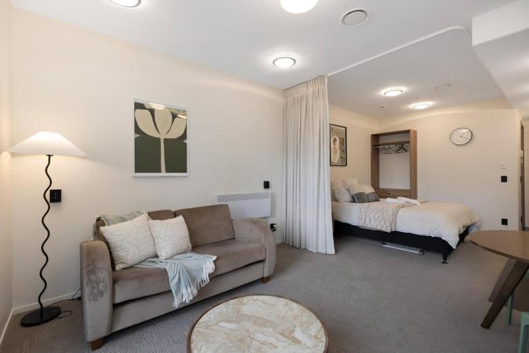 Mt Victoria Studio - Kitchen Bath Tub Sleeps 2 - B&B Wellington