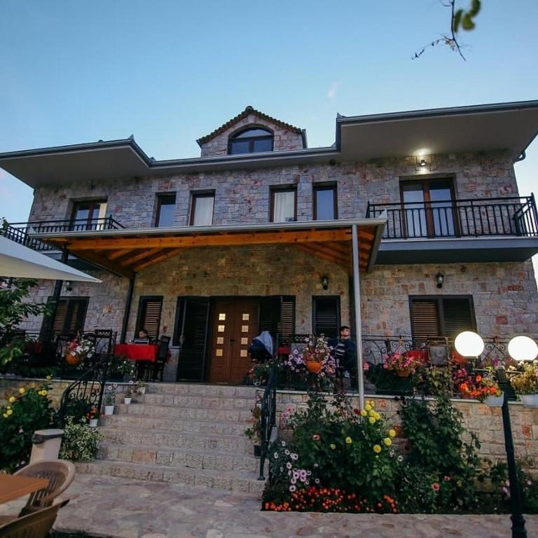 Vila Panorama 2 Voskopojë - Ferienwohnung Voskopojë