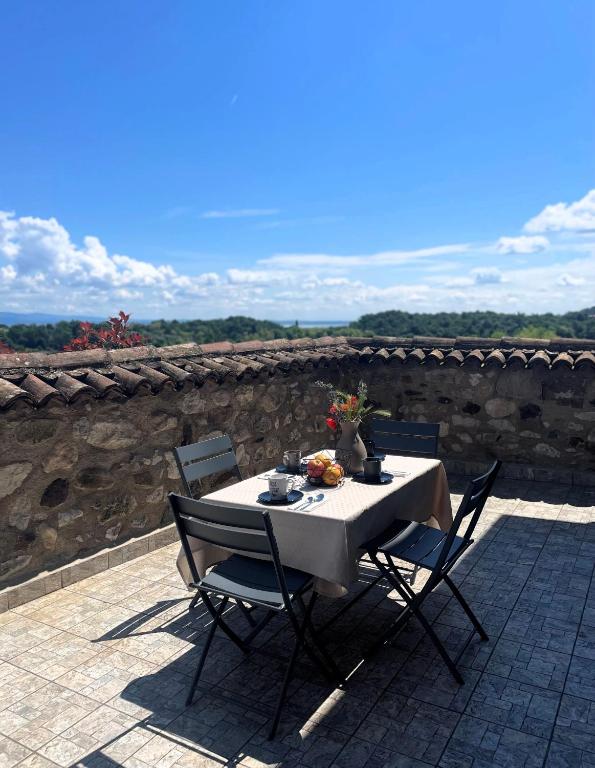 Borgo Alba Apartments - Ferienwohnung Polpenazze del Garda