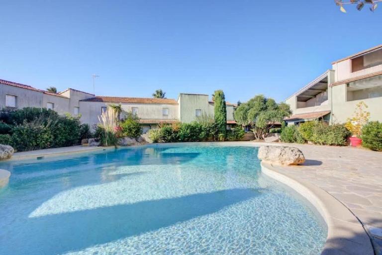 Pavillon pour 4 personnes dans une résidence avec piscine - B&B Valras-Plage