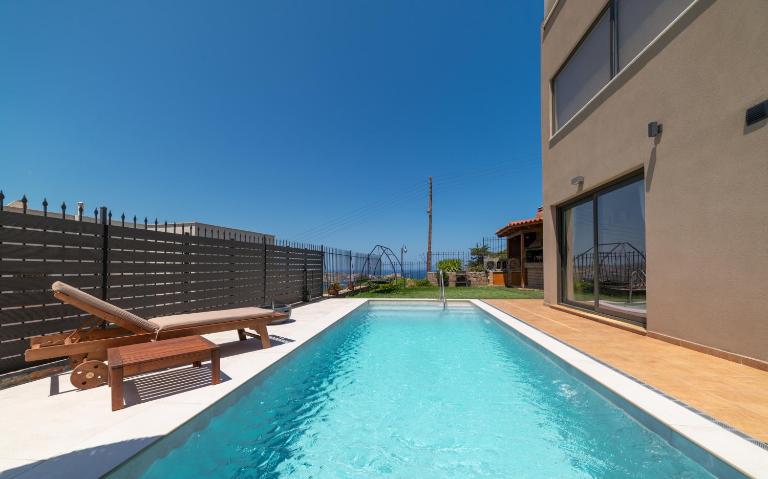 Diosa Luxury Living with Private Pool - B&B Lygaria