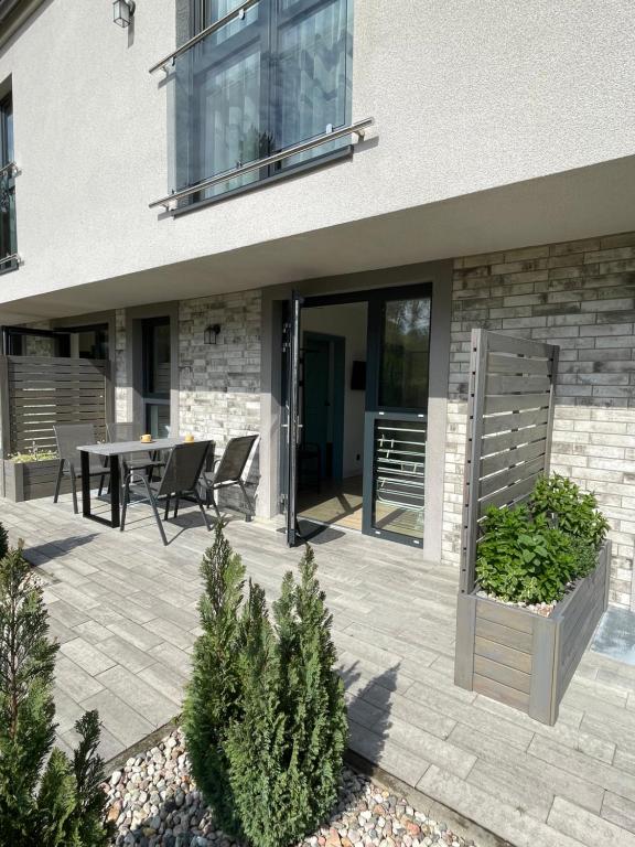 Villa Riviera Apartament 4 osobowy dwupokojowy z tarasem Poddąbie - B&B Poddąbie