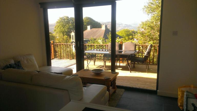 Parkway Chalet - Pennal, Wales nr Aberdovey & Dyfi Valley - Bed and Breakfast Pennal