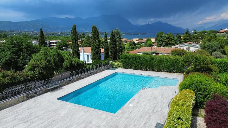 Appartamento Gloria by Bookinggardalake - Ferienwohnung Manerba del Garda