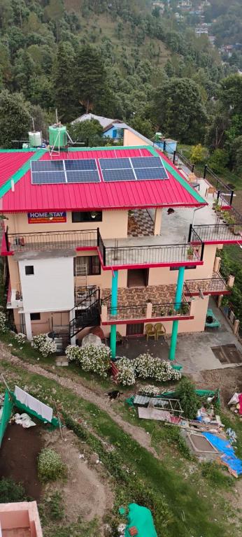 Hira Homestay - Bed and Breakfast Bhowali