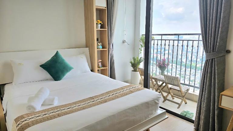 Vinhomes Greenbay Studio Lake view #Jerry's House - B&B Hanoi