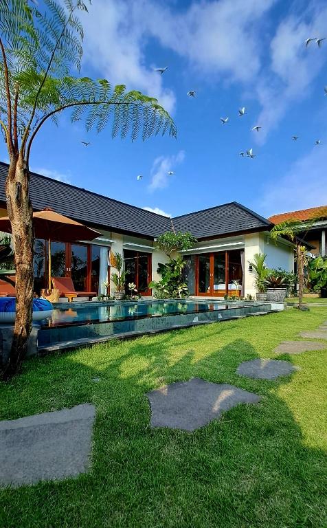2 BR Ubud Private Pool and Kitchen - Purnama Villa - Bed and Breakfast Ubud