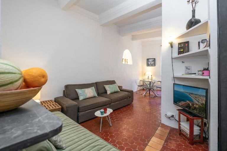 "L'Artist" by EnjoyNice, 2-room, airco, in Old Nice - Chambres d'hôtes Nice