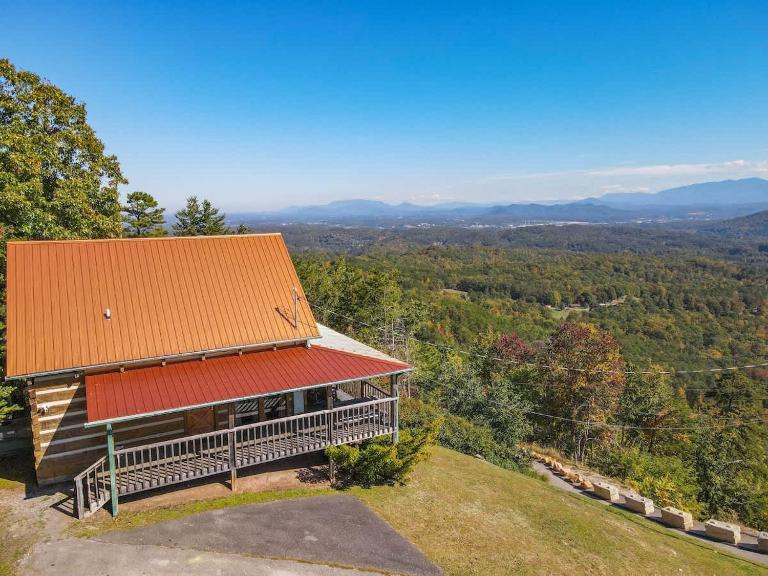 Super View,Smoky Mtn Log Cabin,Pool Table,Hot Tub - B&B Sevierville