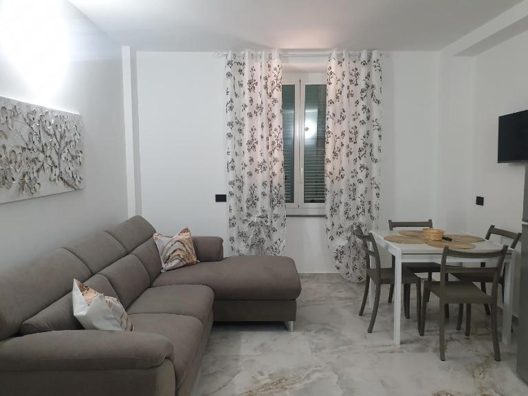 NIDO d'AMORE - B&B Vado Ligure