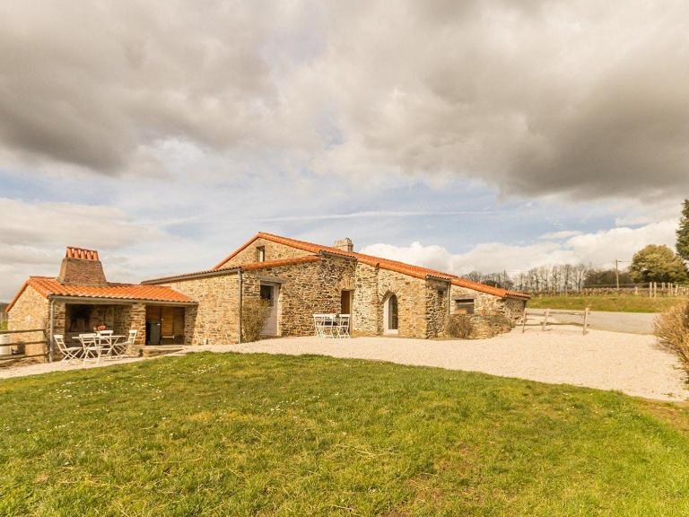 Maison de vignerons avec jardin, Wifi, animaux acceptés - FR-1-306-891 - B&B Le Cellier