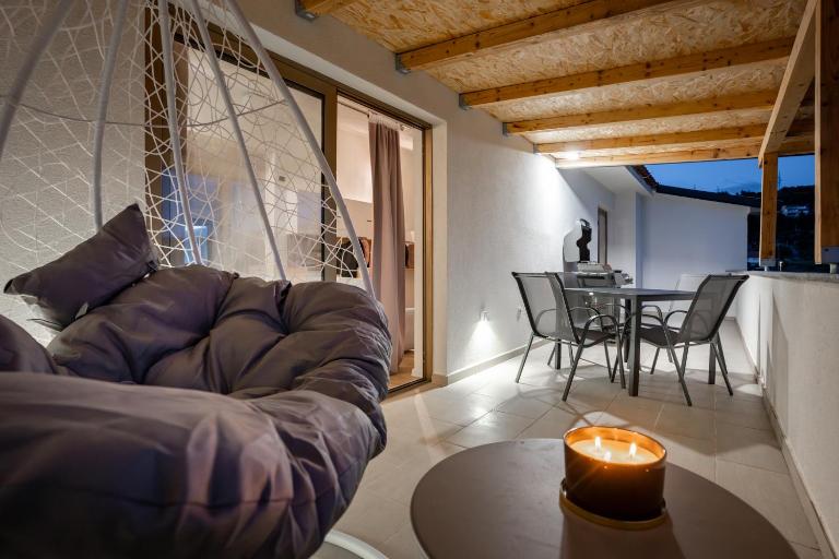 Grgurić Apartments - B&B Arbe
