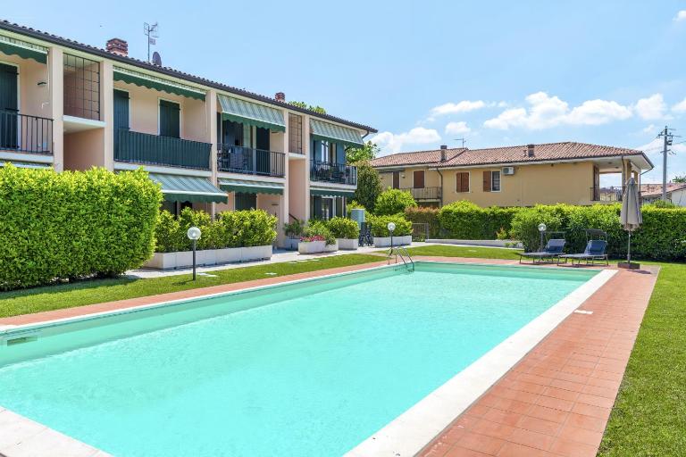BON BON 2 - Regarda Travel - B&B Lazise
